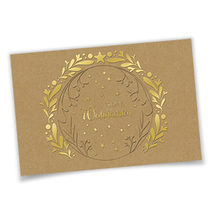Vergrößere Abbildung Beigefarbene Weihnachtskarten mit floralem Weihnachtskranz in Gold- und Blindprägung, goldgeprägtem Gruß Frohe Weihnachten